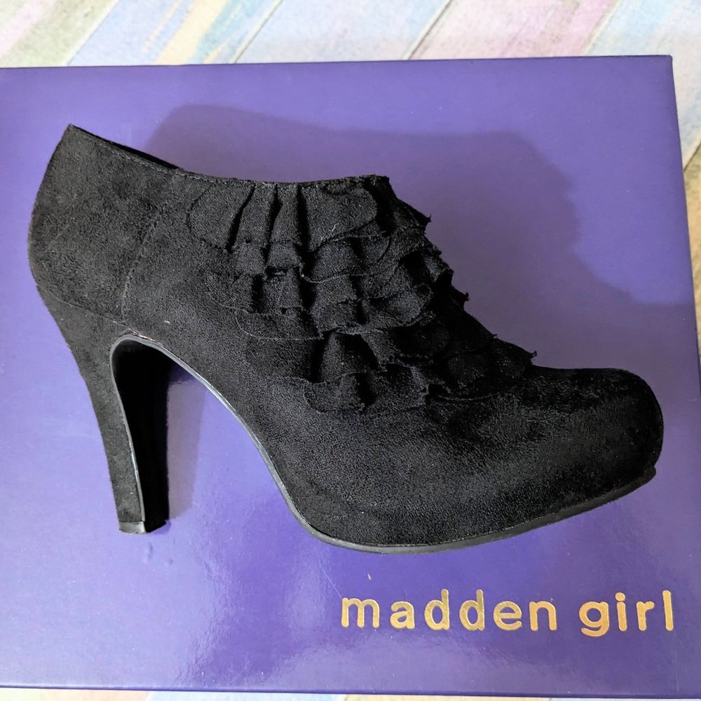 Madden Girl Black Ruffled Booties